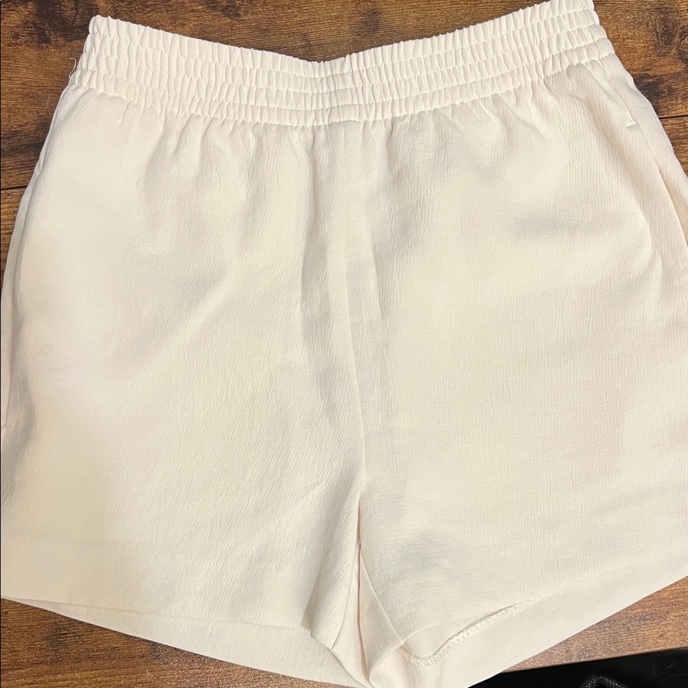 Aritzia Cream High Waist Shorts
